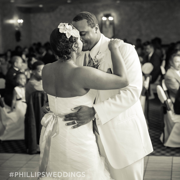 Phoenix, AZ black and white bride groom dance dj phillips fairy tale weddings